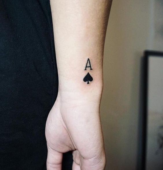 tatuagem ás de espadas