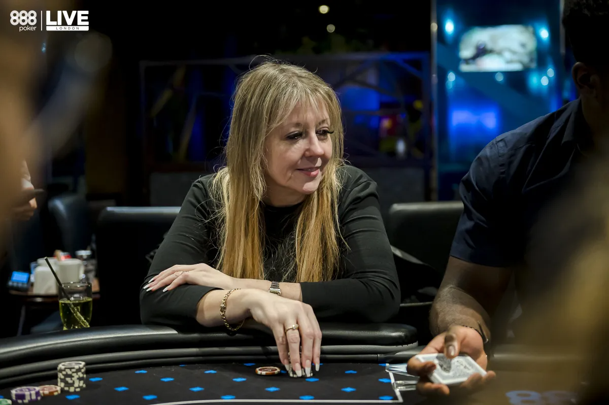 torneios de poker mulheres homens
