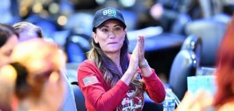 mulheres poker tomas stacha 888live