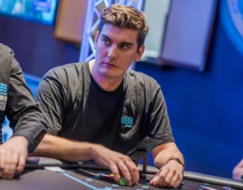 Tática vs Estratégia no Poker
